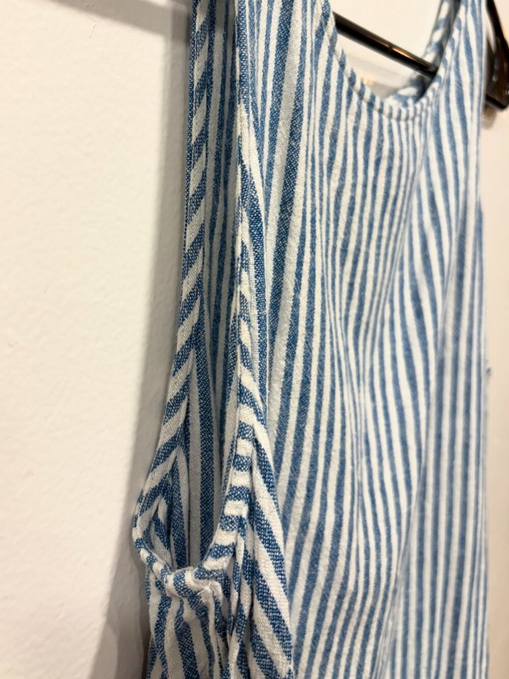 Women's Sleeveless Striped Blue and White Button Back Tank - size small - Picture 2 of 6